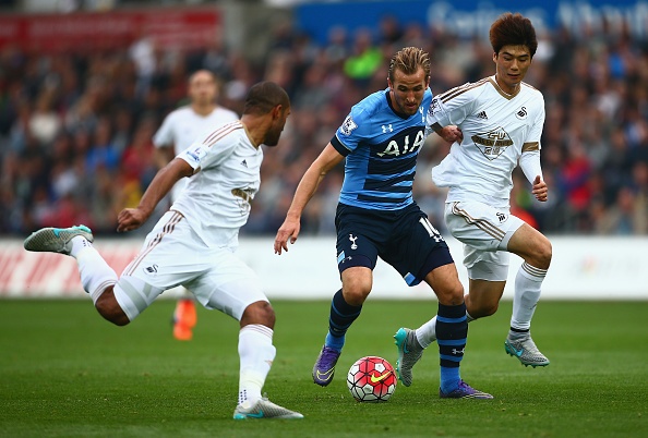Tong hop tran dau: Swansea City 2-2 Tottenham hinh anh