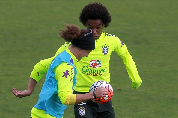 Cau thu Brazil tich cuc tap luyen sau tran thua muoi mat hinh anh