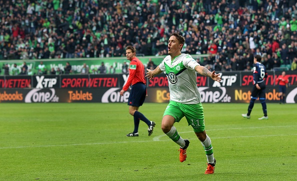 Tong hop tran dau: Wolfsburg 4-2 Hoffenheim hinh anh