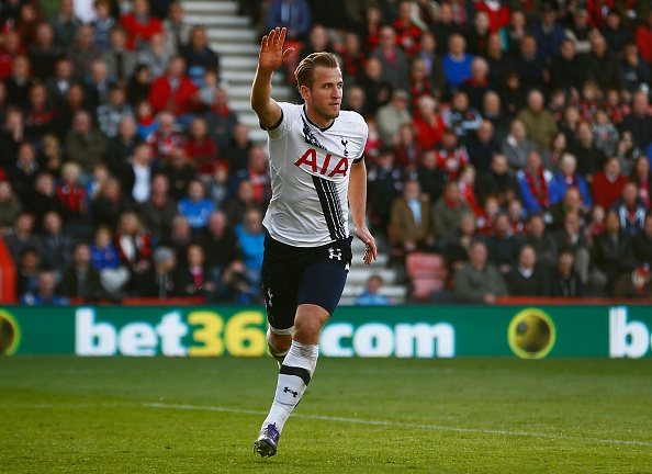 Harry Kane lap hat-trick giup Tottenham dai thang hinh anh