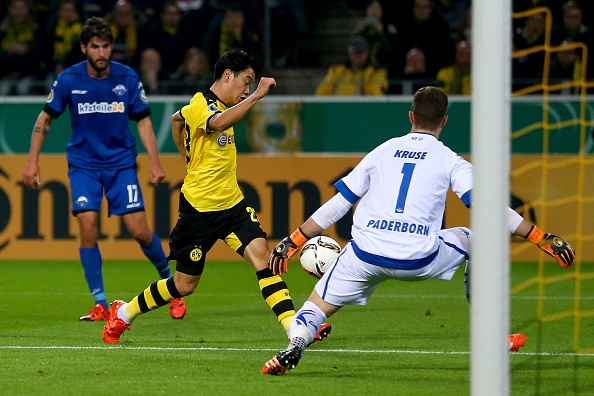 Kagawa lap cong giup Dortmund dai thang Paderborn 7-1 hinh anh