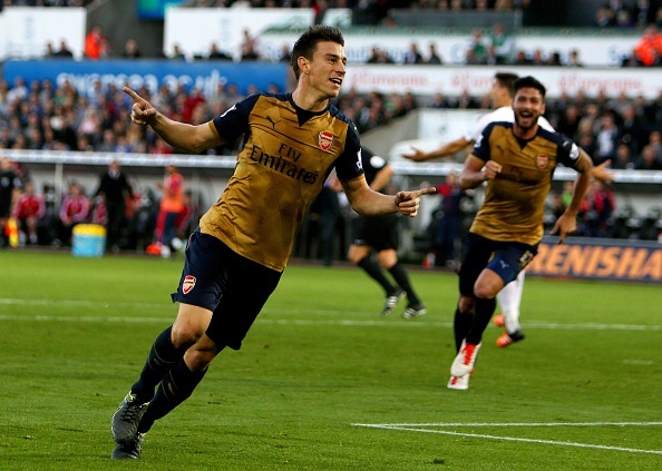 Tong hop tran dau: Swansea City 0-3 Arsenal hinh anh