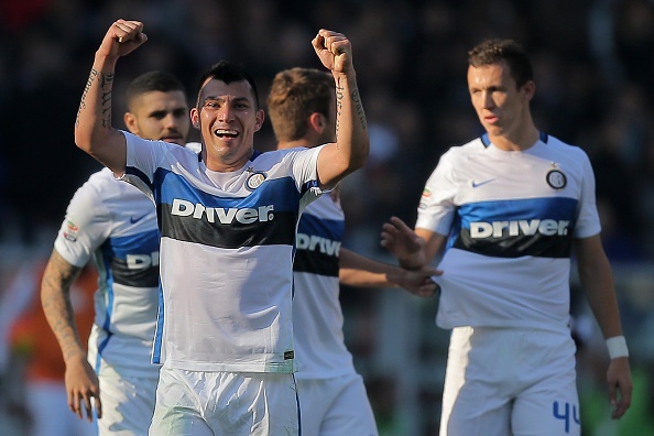 Ban thang giup Inter dan dau Serie A hinh anh