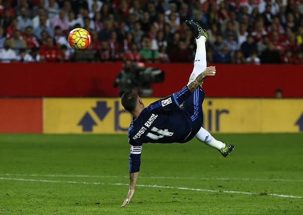 Sergio Ramos chan thuong sau pha ghi ban tuyet dep hinh anh