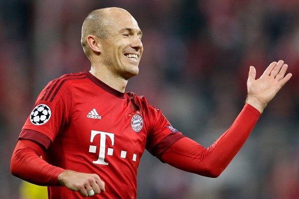 Robben ghi ban thang dep nhat vong 12 Bundesliga hinh anh