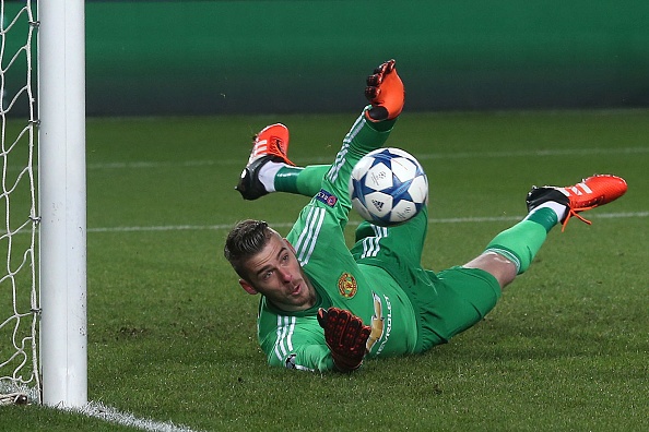De Gea phan xa xuat sac cuu thua cho MU hinh anh
