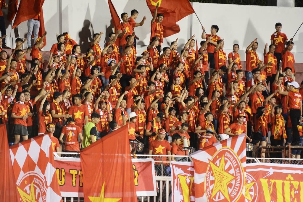 Video truc tiep bong da: U21 Viet Nam vs U21 Singapore hinh anh