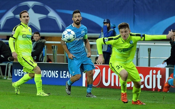 Zenit bat ngo thua 1-2 truoc Gent hinh anh