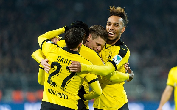 Tong hop tran dau: Dortmund 4-1 Frankfurt hinh anh