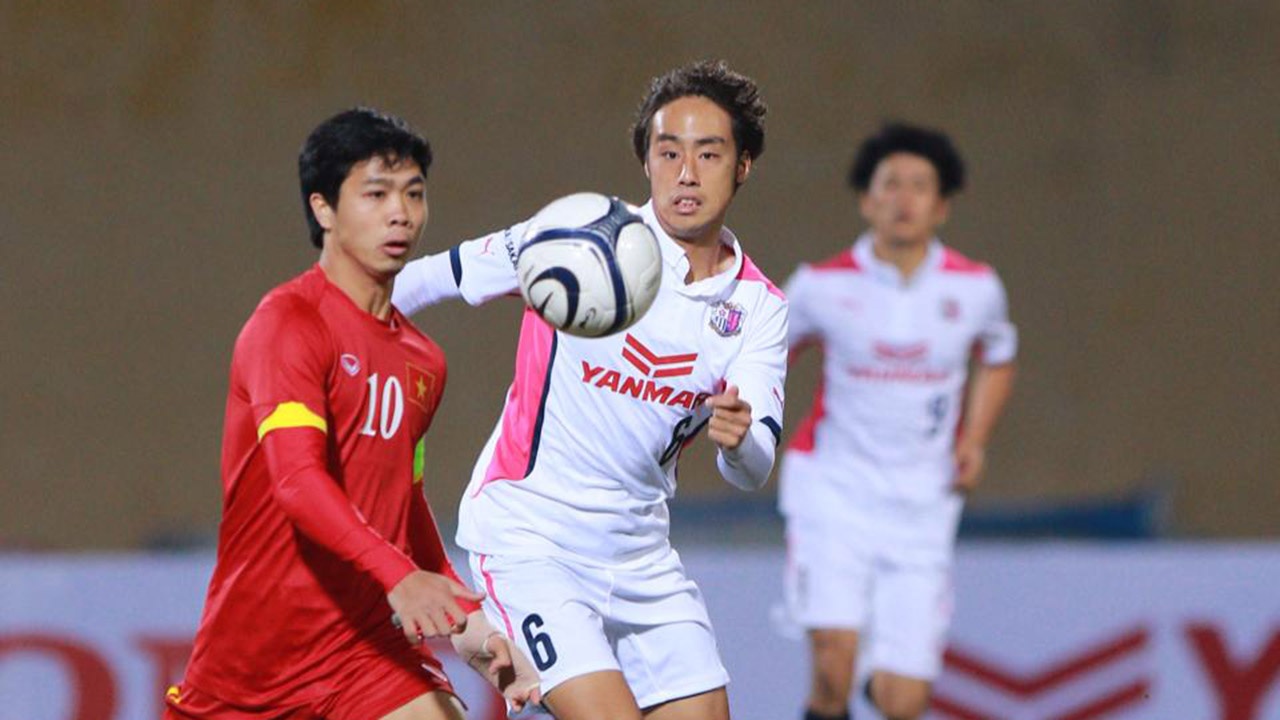 Tong hop tran dau: U23 Viet Nam 2-2 Cerezo Osaka hinh anh