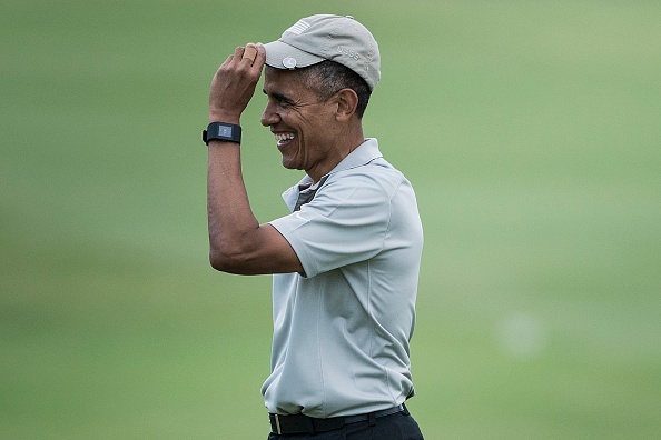 Obama tro tai choi golf voi cu chip shot hoan hao hinh anh
