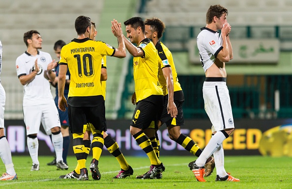 Tong hop tran dau: Dortmund 4-0 Frankfurt hinh anh