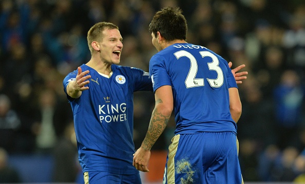 Vardy lap cong giup Leicester City len ngoi dau hinh anh