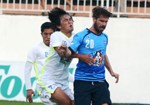 Tong hop tran dau: HAGL 0-1 Yokohama FC hinh anh
