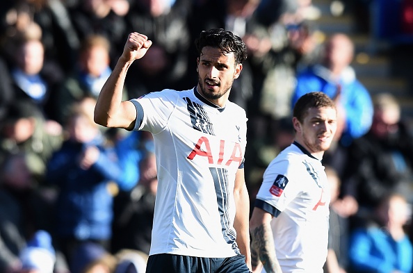 Tong hop tran dau: Colchester United 1-4 Tottenham hinh anh