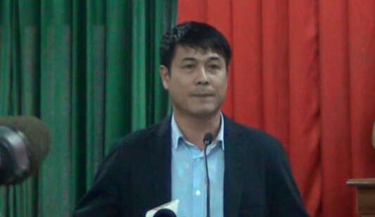 HLV Huu Thang phat bieu trong le ky hop dong voi VFF hinh anh