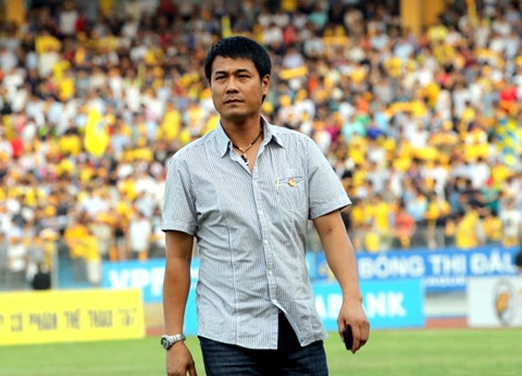 Cho doi khoi dau moi voi HLV Huu Thang hinh anh