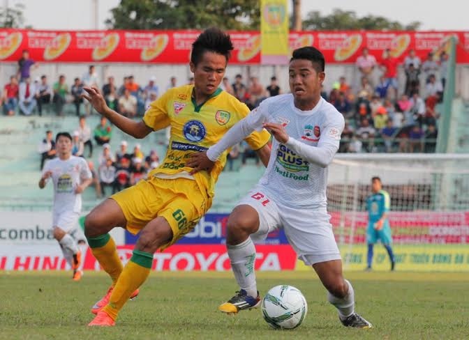 Tong hop tran dau: Dong Thap 2-1 Hoang Anh Gia Lai hinh anh