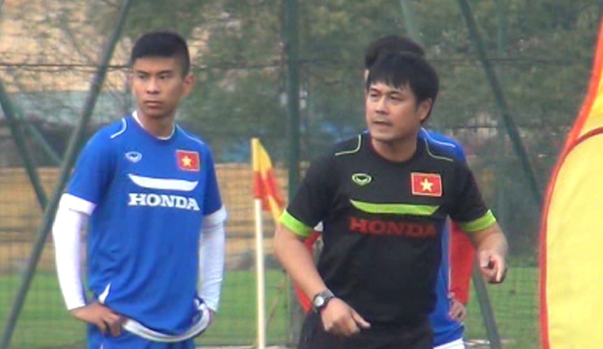 Video buoi tap chieu 14/3 cua tuyen Viet Nam hinh anh