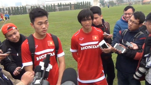 Xuan Truong, Tuan Anh tra loi phong van bao chi hinh anh