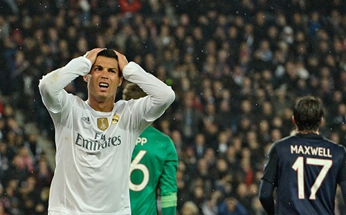 10 pha bo lo gay soc nhat lich su bong da hinh anh