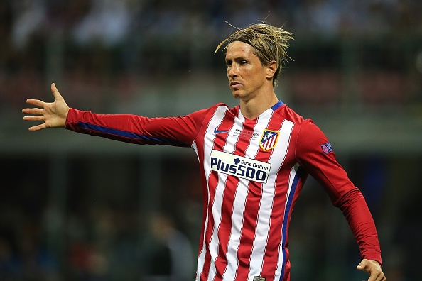 Pha sut hong 11m cua Griezmann hinh anh