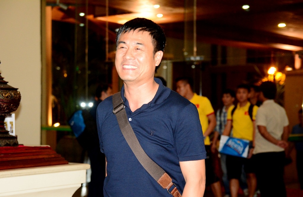 Tuyen thu Viet Nam mang gia vi que nha sang Myanmar hinh anh