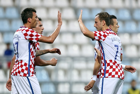 Mandzukic lap hat-trick giup Croatia thang San Marino 10-0 hinh anh