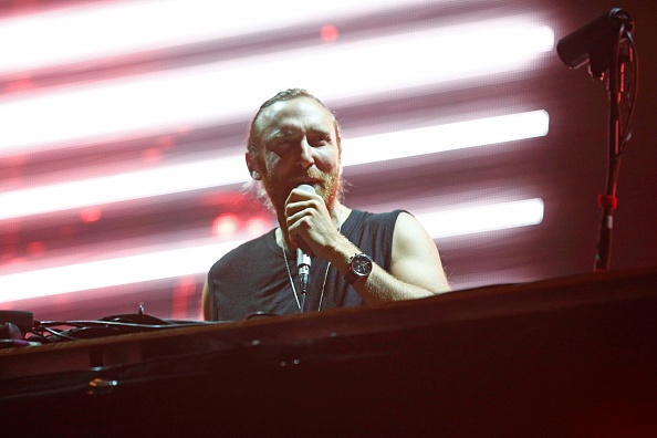 Man bieu dien soi dong tai le khai mac Euro 2016 hinh anh