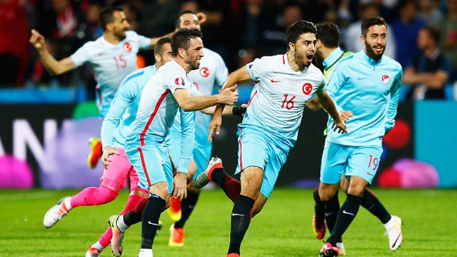 Highlights Euro 2016: CH Czech 0-2 Tho Nhi Ky hinh anh