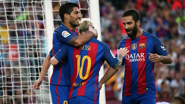 Messi lap cu dup giup Barcelona ha Sampdoria 3-2 hinh anh