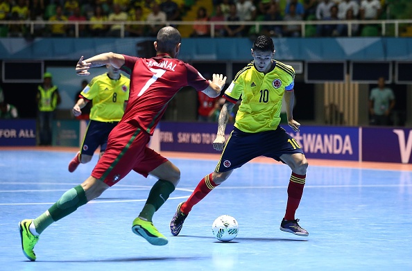 Bo Dao Nha hoa Colombia day kich tinh o giay cuoi cung hinh anh