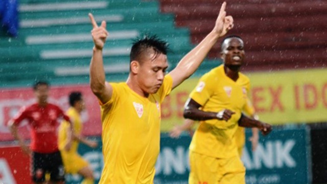 Highlights Dong Tam Long An 2-5 Hai Phong hinh anh