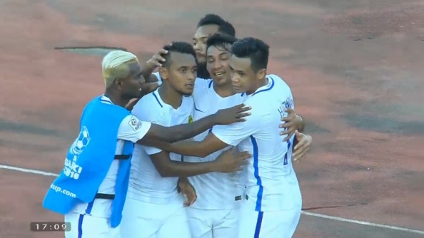 Video Malaysia vat va nguoc dong thang Campuchia 3-2 hinh anh