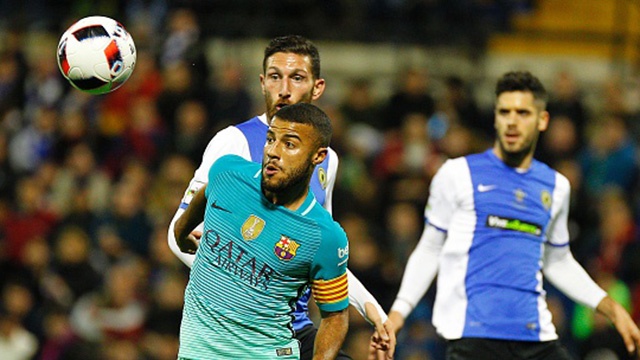 Video Barcelona bat ngo bi Hercules cam hoa hinh anh