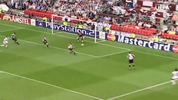 5 pha cuu thua hay nhat su nghiep cua Buffon o cup chau Au hinh anh