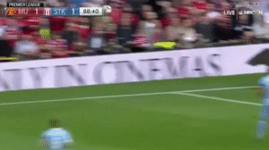 Paul Pogba: 'Thanh nho' o Manchester United hinh anh