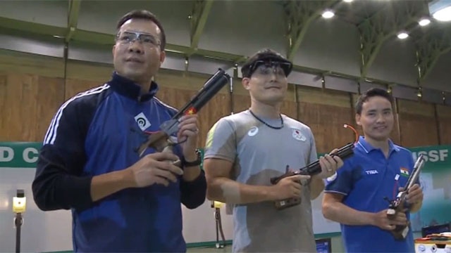 Video Hoang Xuan Vinh gianh HCB tai World Cup ban sung hinh anh