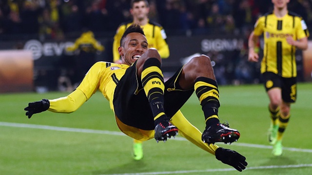 Pha dut diem 1 cham ghi ban dang cap cua Aubameyang hinh anh