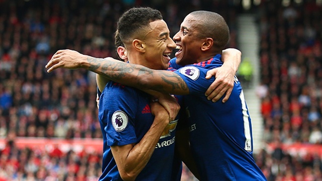 Fact #9: MU, Buffon lap sieu ky luc hinh anh