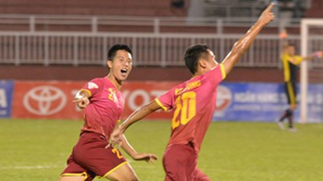Highlights CLB Sai Gon 2-1 CLB Quang Nam hinh anh