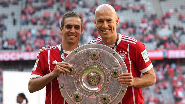 Video Bayern Munich thang dam ngay chia tay Lahm va Alonso hinh anh