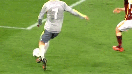 Nhung ban thang an tuong nhat cua bo ba tien dao Real Madrid hinh anh