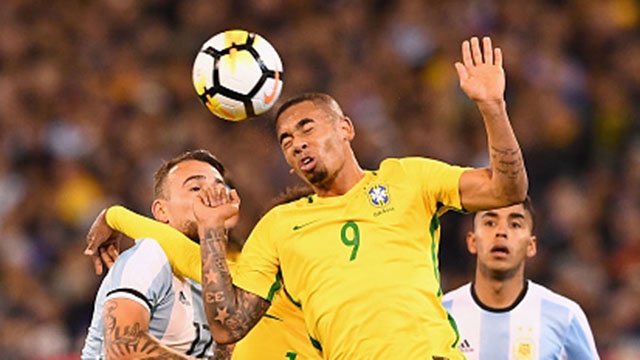 Hai pha dut diem trung cot lien tiep cua Jesus va Willian hinh anh