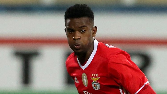 Man trinh dien an tuong cua Nelson Semedo hinh anh