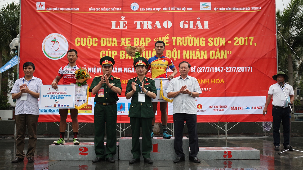 đua xe đạp về trường sơn ảnh 3 dua xe dap ve truong son anh 3