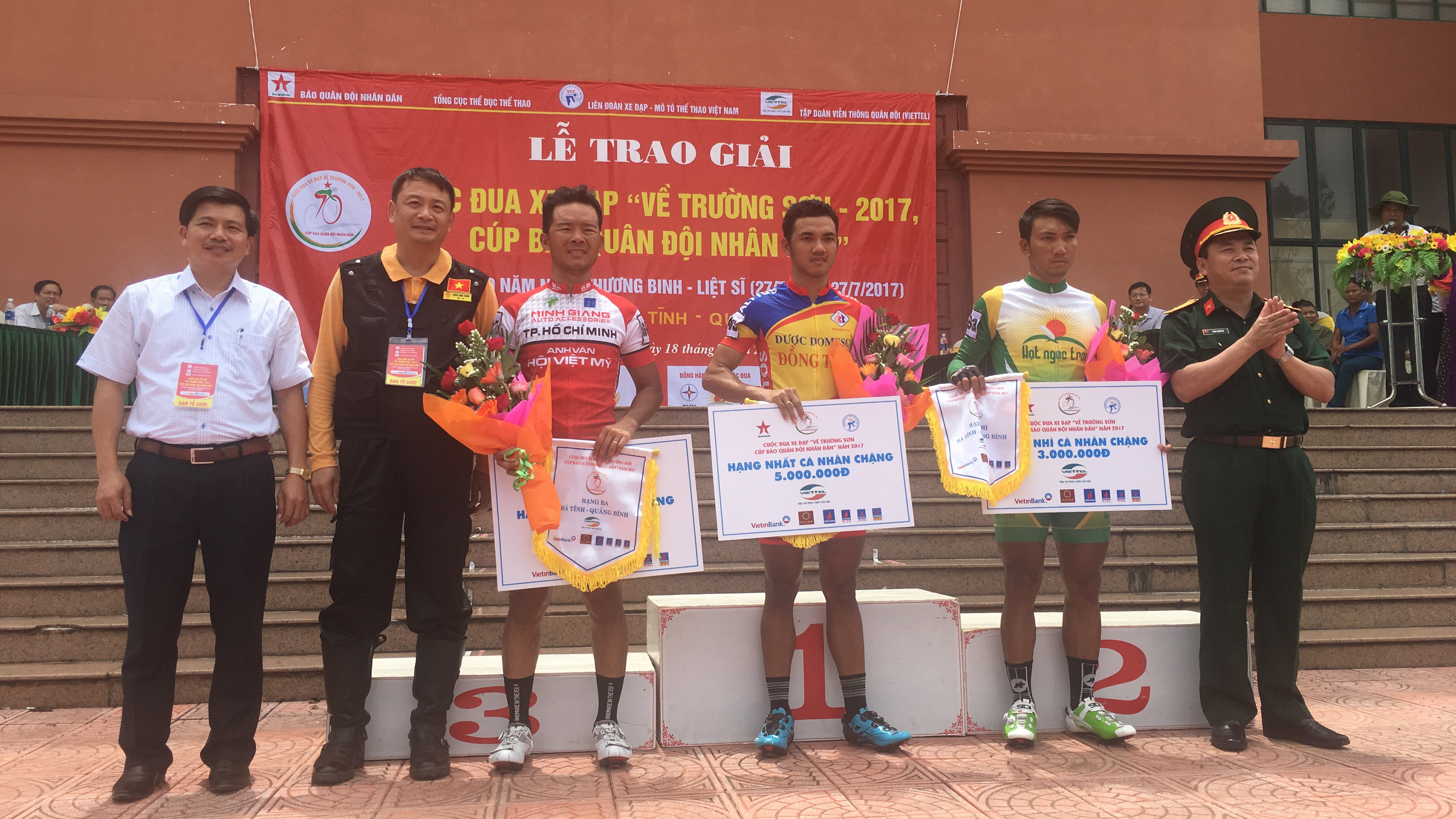 đua xe đạp ảnh 2 dua xe dap anh 2