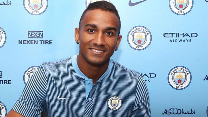 Danilo: 'Toi se cung Man City chinh phuc moi danh hieu' hinh anh