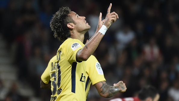 Neymar toa sang giup PSG danh bai Guingamp hinh anh