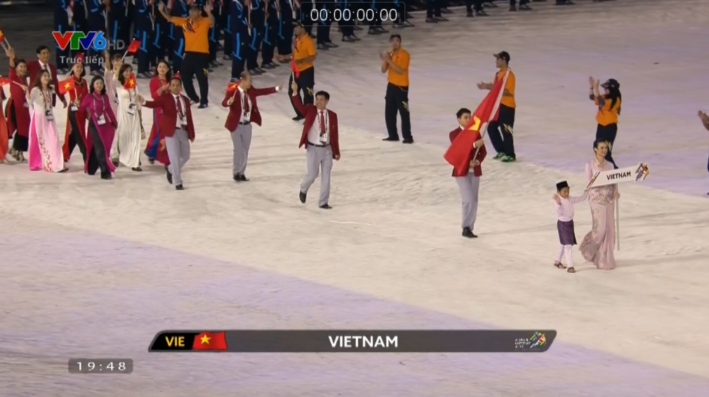 Doan the thao Viet Nam dieu hanh tai le khai mac SEA Games hinh anh